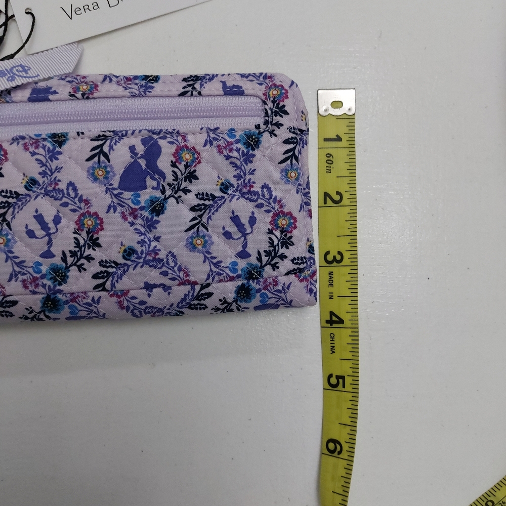 Vera Bradley Disney Belle Finley Wallet NWT - Picture 3 of 5
